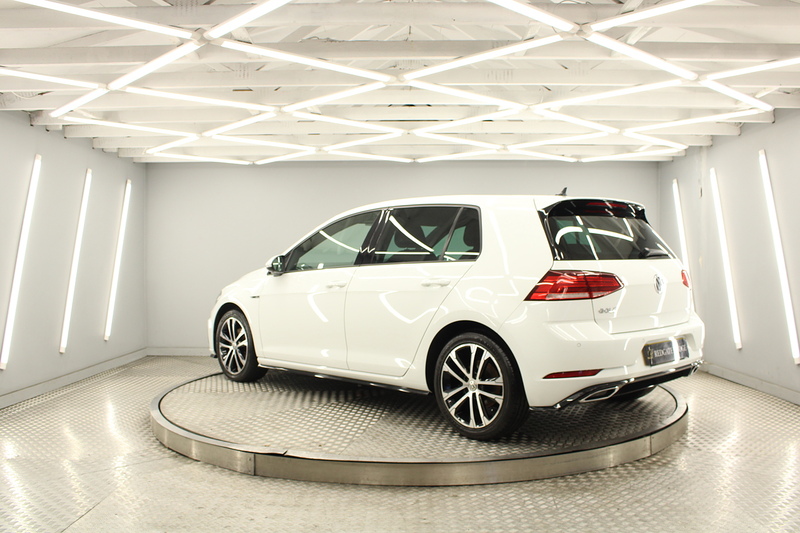 Volkswagen Golf 1.5 TSI EVO R-Line Hatchback 5dr Petrol Manual Euro 6 (s/s) (150 ps) - U13094