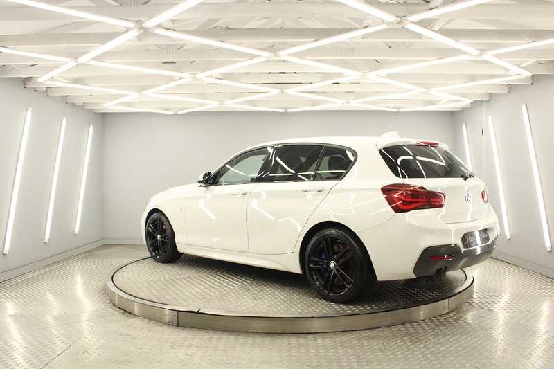 BMW 1 Series 2.0 118d M Sport Shadow Edition Hatchback 5dr Diesel Auto Euro 6 (s/s) (150 ps) - U13117