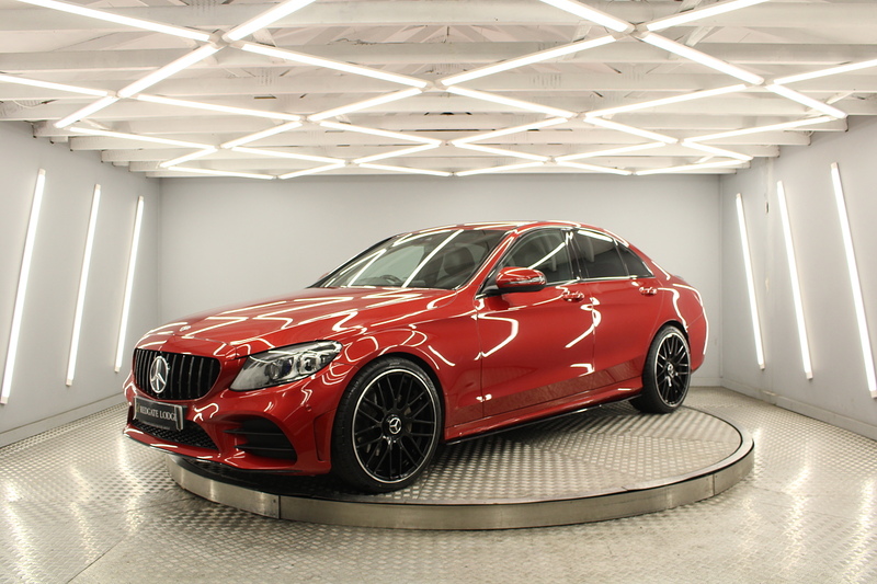Mercedes-Benz C Class 2.0 C220d AMG Line (Premium) Saloon 4dr Diesel G-Tronic+ Euro 6 (s/s) (194 ps) - U13122