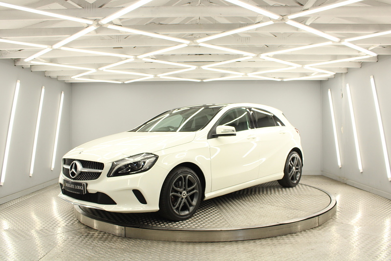 Mercedes-Benz A Class 2.1 A200d Sport Edition Plus Hatchback 5dr Diesel 7G-DCT Euro 6 (s/s) (136 ps) - U13139