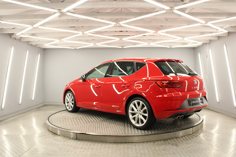 SEAT Leon 2.0 TDI FR Technology Hatchback 5dr Diesel Manual Euro 6 (s/s) (184 ps) - U13171