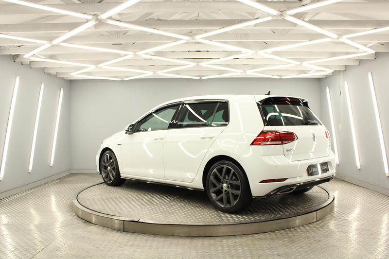 Volkswagen Golf TDI BlueMotion Tech R-Line Hatchback 2.0 Automatic Diesel - U13174