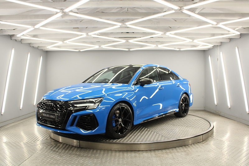 Audi RS3 2.5 TFSI Carbon Black Saloon 4dr Petrol S Tronic quattro Euro 6 (s/s) (400 ps) - U13200