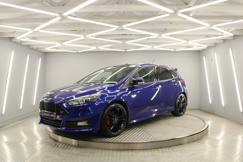 Ford Focus 2.0T EcoBoost ST-3 Hatchback 5dr Petrol Manual Euro 6 (s/s) (250 ps) - U13222