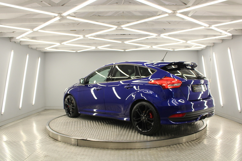Ford Focus 2.0T EcoBoost ST-3 Hatchback 5dr Petrol Manual Euro 6 (s/s) (250 ps) - U13222