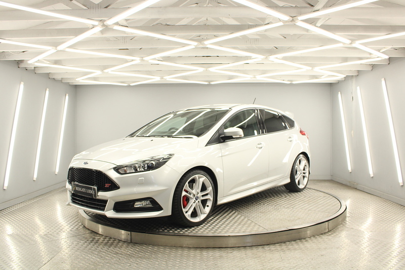 Ford Focus 2.0 TDCi ST-3 Hatchback 5dr Diesel Manual Euro 6 (s/s) (185 ps) - U13230