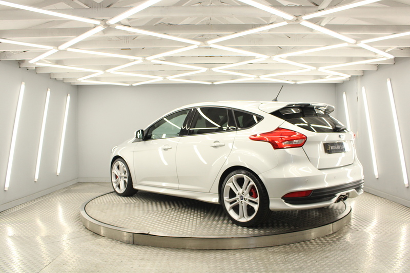 Ford Focus 2.0 TDCi ST-3 Hatchback 5dr Diesel Manual Euro 6 (s/s) (185 ps) - U13230