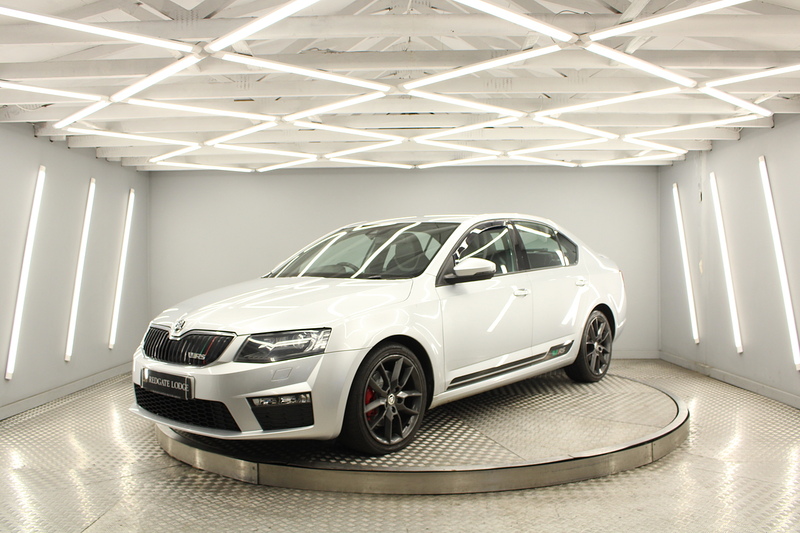 Skoda Octavia 2.0 TDI vRS Hatchback 5dr Diesel DSG Euro 6 (s/s) (SNav) (184 ps) - U13243