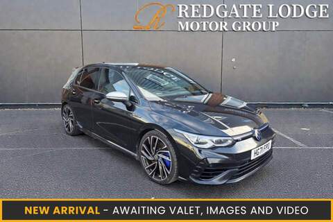 Volkswagen Golf 2.0 TFSI Black Edition Sportback 5dr Petrol S Tronic quattro Euro 6 (s/s) (310 ps)