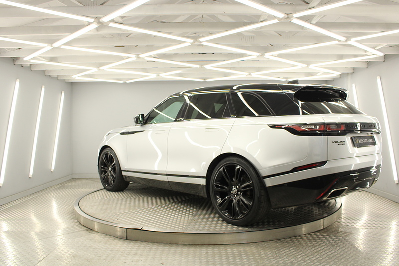 Land Rover Range Rover Velar 3.0 D300 R-Dynamic HSE SUV 5dr Diesel Auto 4WD Euro 6 (s/s) (300 ps) - U13277