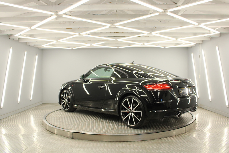Audi TT 2.0 TFSI Black Edition Coupe 3dr Petrol S Tronic quattro Euro 6 (s/s) (230 ps) - U13410