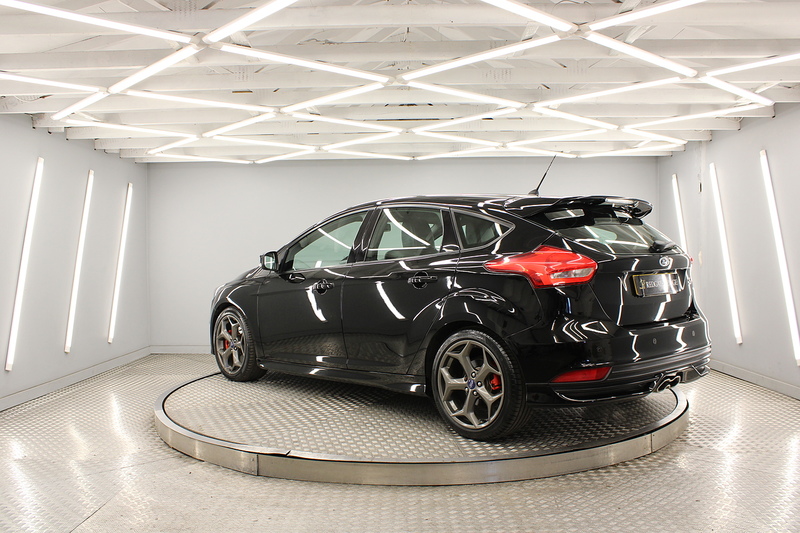 Ford Focus 2.0 TDCi ST-3 Hatchback 5dr Diesel Manual Euro 6 (s/s) (185 ps) - U13476