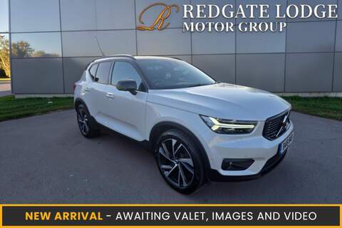 Volvo XC40 2.0 B5 MHEV R-Design Pro SUV 5dr Diesel Hybrid Auto 4WD Euro 6 (s/s) (235 ps)