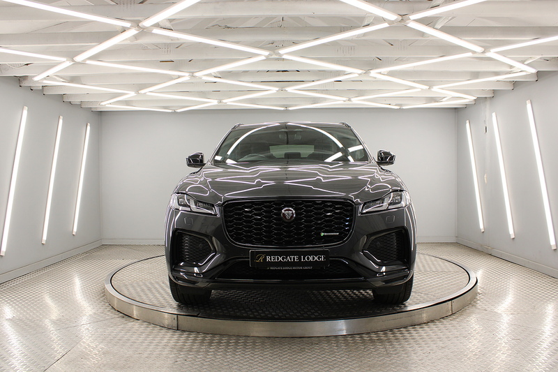 Jaguar F-PACE 2.0 D200 MHEV R-Dynamic Black SUV 5dr Diesel Auto AWD Euro 6 (s/s) (204 ps) - U13490