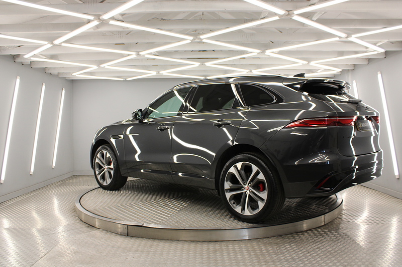 Jaguar F-PACE 2.0 D200 MHEV R-Dynamic Black SUV 5dr Diesel Auto AWD Euro 6 (s/s) (204 ps) - U13490