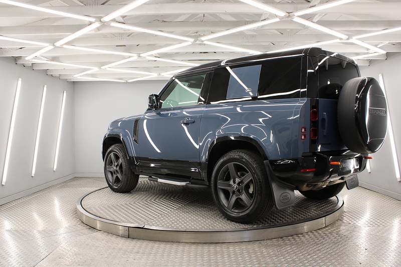 Land Rover Defender 90 3.0 D250 MHEV X-Dynamic SE SUV 3dr Diesel Auto 4WD Euro 6 (s/s) (250 ps) - U13535