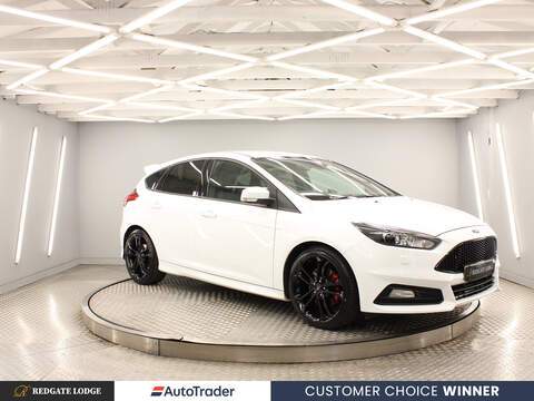 Ford Focus 2.3T EcoBoost ST Hatchback 5dr Petrol Manual Euro 6 (s/s) (280 ps)