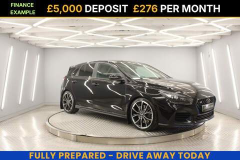 Hyundai i30 2.1 A200d AMG Line (Premium Plus) Hatchback 5dr Diesel Manual Euro 6 (s/s) (136 ps)