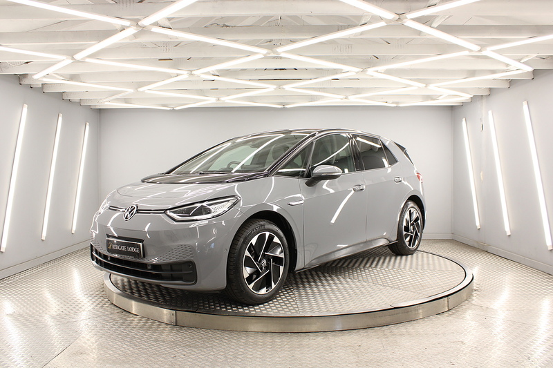 Volkswagen ID.3 Pro Performance 58kWh Family Hatchback 5dr Electric Auto (204 ps) - U13605