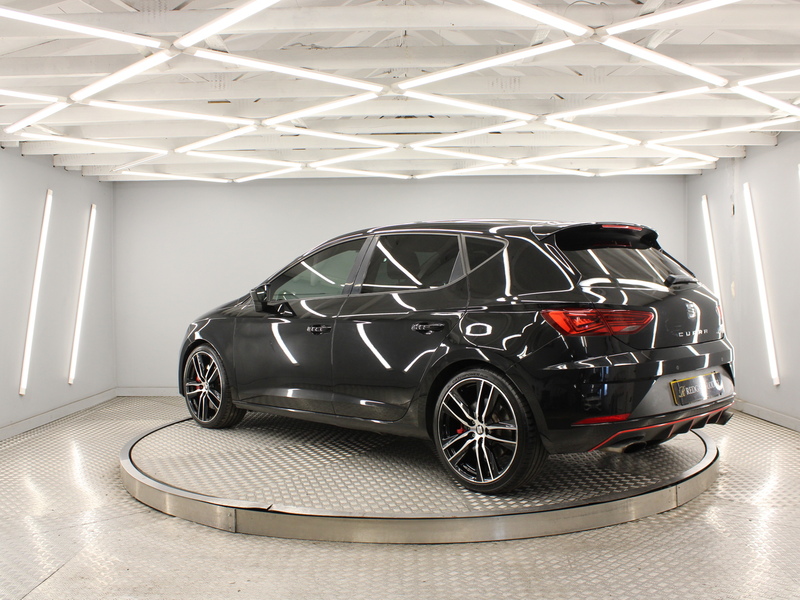 SEAT Leon 2.0 TSI Cupra 300 Hatchback 5dr Petrol DSG Euro 6 (s/s) (300 ps) - U13610