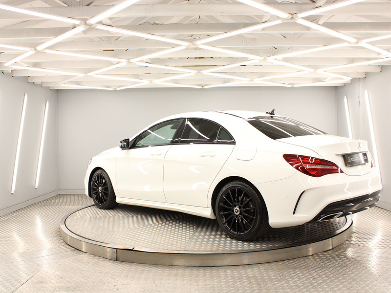 Mercedes-Benz CLA 2.1 CLA220d AMG Line Coupe 4dr Diesel 7G-DCT Euro 6 (s/s) (177 ps) - U13624