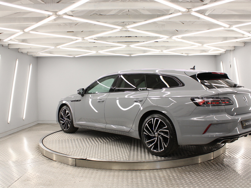 Volkswagen Arteon 2.0 TSI R Shooting Brake 5dr Petrol DSG 4Motion Euro 6 (s/s) (320 ps) - U13648