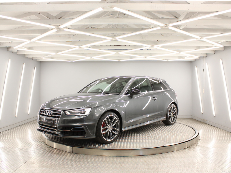 Audi S3 2.0 TFSI Hatchback 3dr Petrol S Tronic quattro Euro 6 (s/s) (300 ps) - U13708