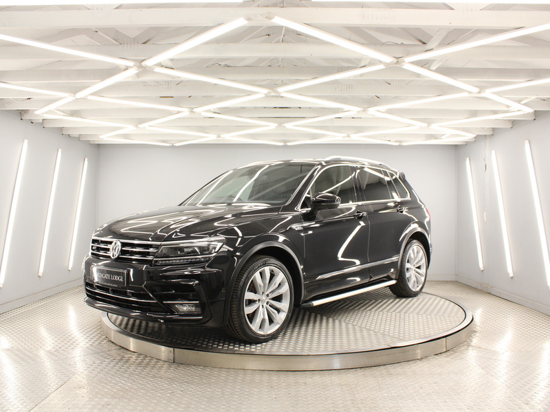 Volkswagen Tiguan 2.0 BiTDI R-Line Tech SUV 5dr Diesel DSG 4Motion Euro 6 (s/s) (240 ps) - U13723