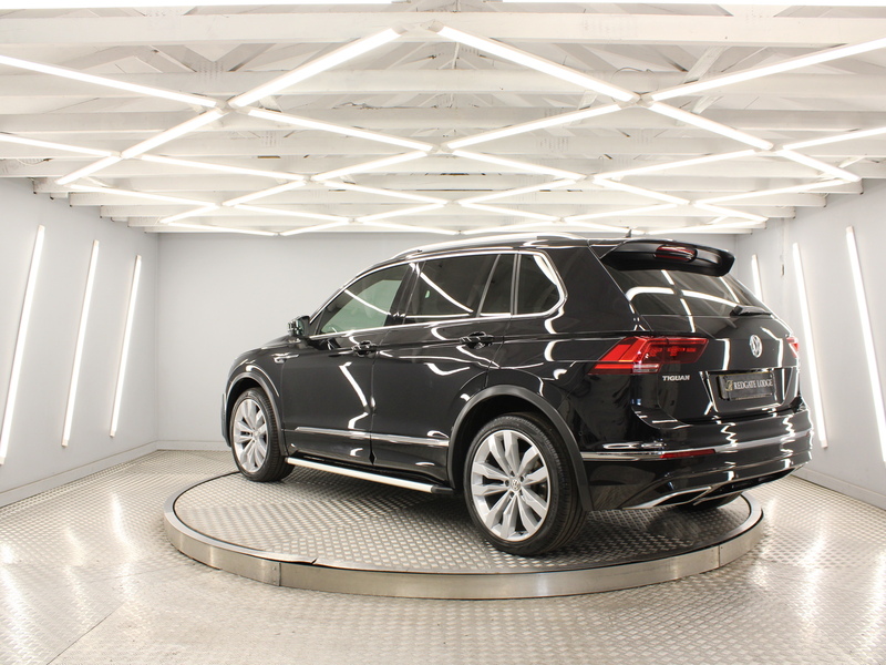Volkswagen Tiguan 2.0 BiTDI R-Line Tech SUV 5dr Diesel DSG 4Motion Euro 6 (s/s) (240 ps) - U13723