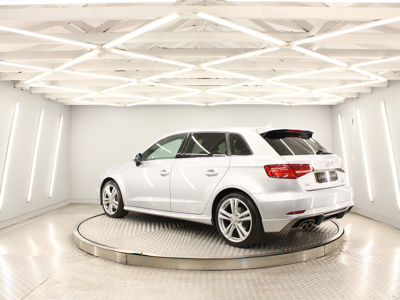 Audi A3 TDI S line Hatchback 2.0 Automatic Diesel - U13743