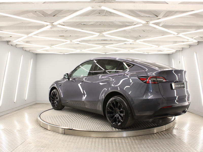 Tesla Model Y (Dual Motor) Long Range SUV 5dr Electric Auto 4WDE (384 bhp) - U13774