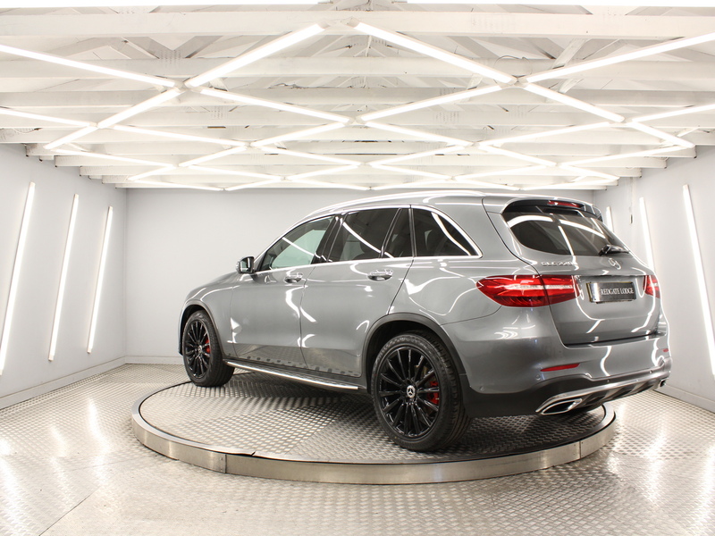 Mercedes-Benz GLC 2.1 GLC220d AMG Line (Premium Plus) SUV 5dr Diesel G-Tronic 4MATIC Euro 6 (s/s) (170 ps) - U13806