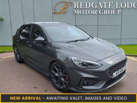 Ford Focus 1.0T EcoBoost MHEV ST-Line SUV 5dr Petrol Manual Euro 6 (s/s) (155 ps)