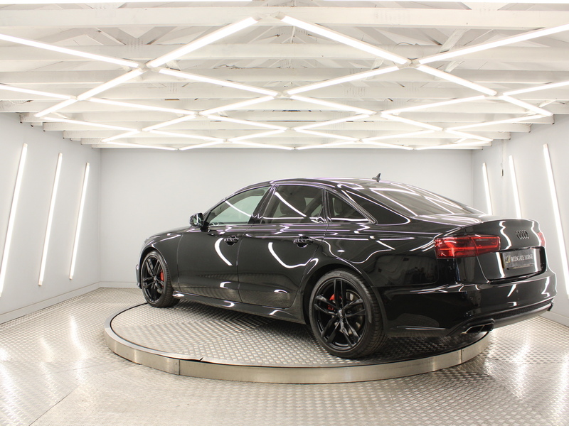 Audi A6 Saloon 3.0 TDI V6 Black Edition Saloon 4dr Diesel S Tronic quattro Euro 6 (s/s) (272 ps) - U13849