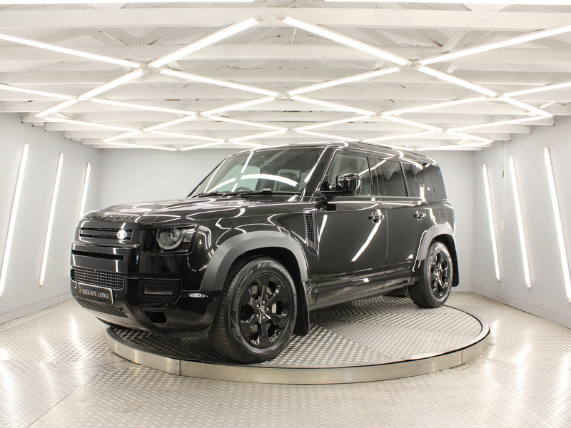 Land Rover Defender 110 2.0 P400e 15.4kWh X-Dynamic SE SUV 5dr Petrol Plug-in Hybrid Auto 4WD Euro 6 (s/s) (404 ps) - U13853