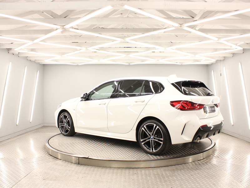BMW 1 Series 1.5 118i M Sport (LCP) Hatchback 5dr Petrol Manual Euro 6 (s/s) (136 ps) - U13931