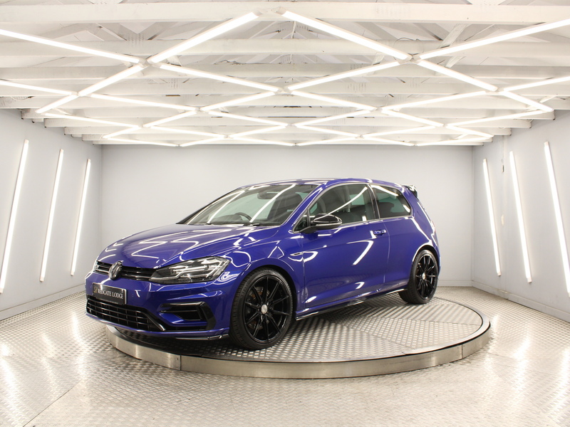 Volkswagen Golf 2.0 TSI R Hatchback 3dr Petrol DSG 4Motion Euro 6 (s/s) (310 ps) - U13946