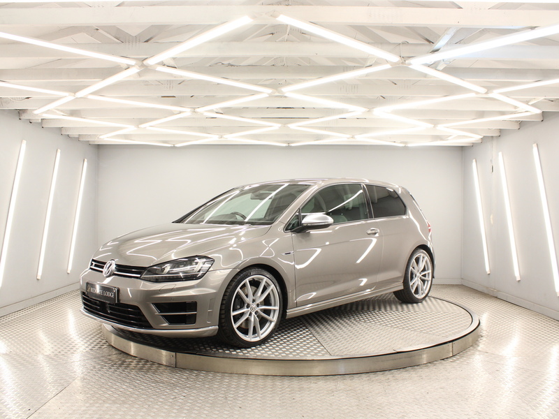 Volkswagen Golf 2.0 TSI BlueMotion Tech R Hatchback 3dr Petrol Manual 4Motion Euro 6 (s/s) (300 ps) - U13975