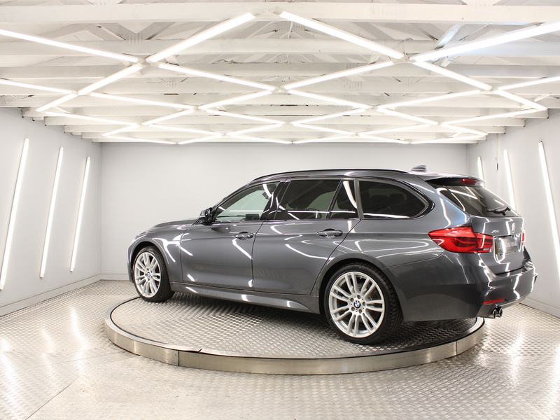 BMW 3 Series 3.0 330d M Sport Touring 5dr Diesel Auto xDrive Euro 6 (s/s) (258 ps) - U14014