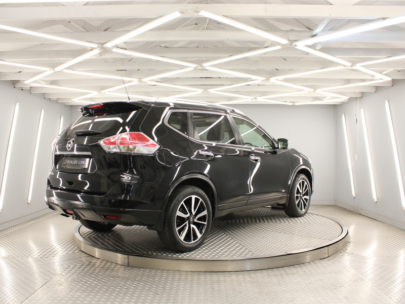 Nissan X-Trail 1.6 dCi Tekna SUV 5dr Diesel Manual 4WD Euro 6 (s/s) (130 ps) - U14015