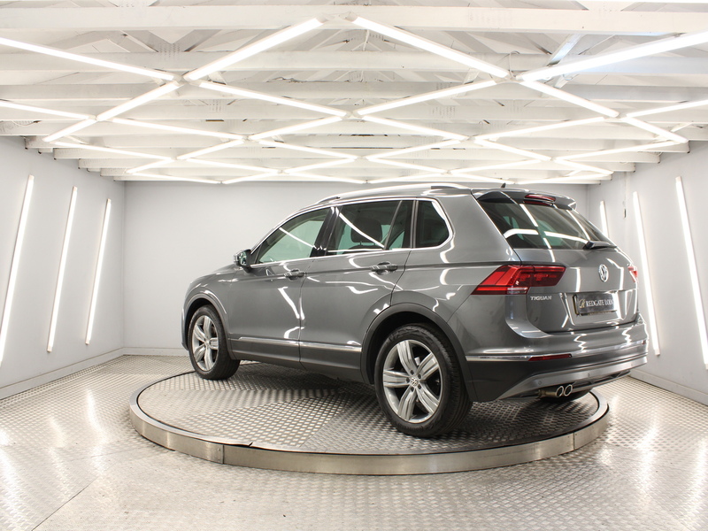 Volkswagen Tiguan 2.0 TDI SEL SUV 5dr Diesel DSG Euro 6 (s/s) (150 ps) - U14101