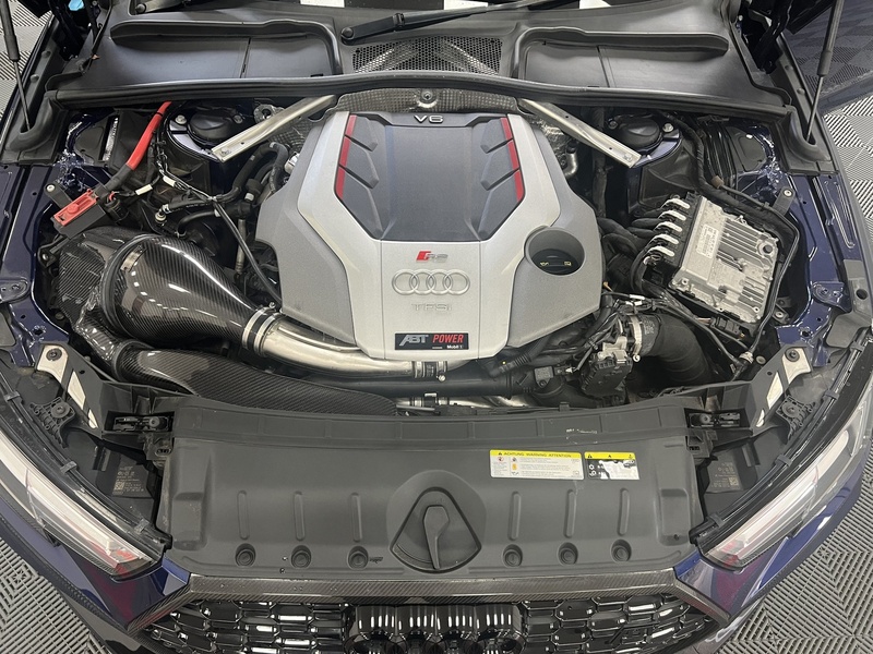 Audi RS4 Avant TFSI V6 - U208