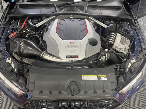 Audi RS4 Avant TFSI V6 - U208