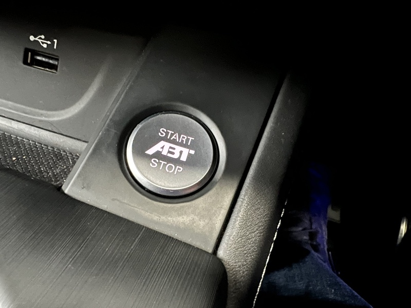 Audi RS4 Avant TFSI V6 - U208