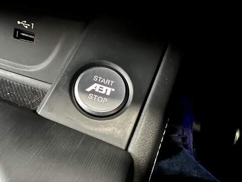 Audi RS4 Avant TFSI V6 - U208