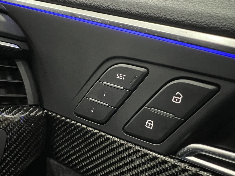 Audi RS4 Avant TFSI V6 - U208