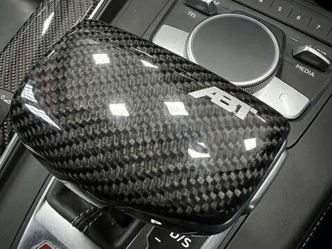 Audi RS4 Avant TFSI V6 - U208