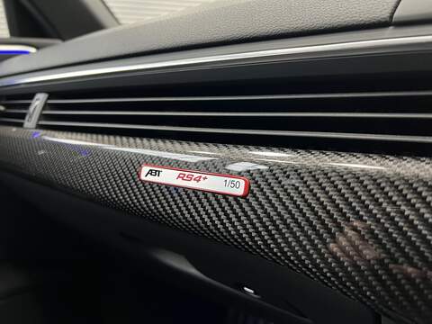 Audi RS4 Avant TFSI V6 - U208