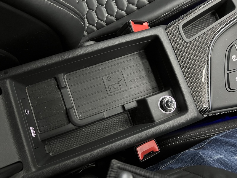 Audi RS4 Avant TFSI V6 - U208