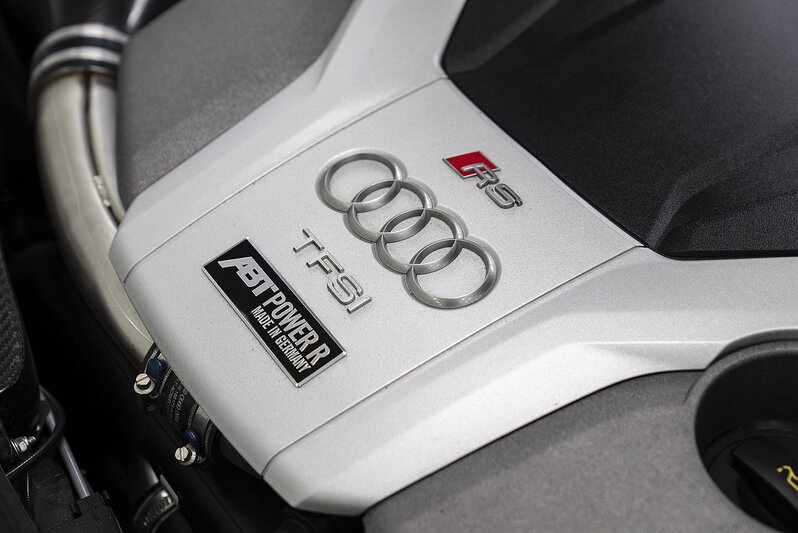 Audi RS4 Avant TFSI V6 Nogaro Edition - U217